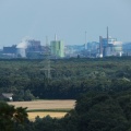 Blick vom Gipfelkreuz Richtung Thyssen Krupp Steel
